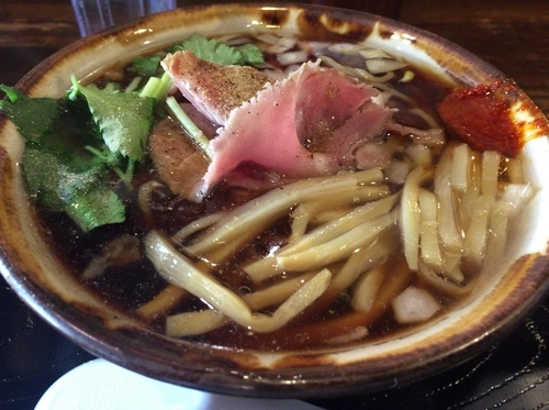 「らーめん（600円）レアロースチャーシュー」@仮麺中(ぬちぐすい)の写真