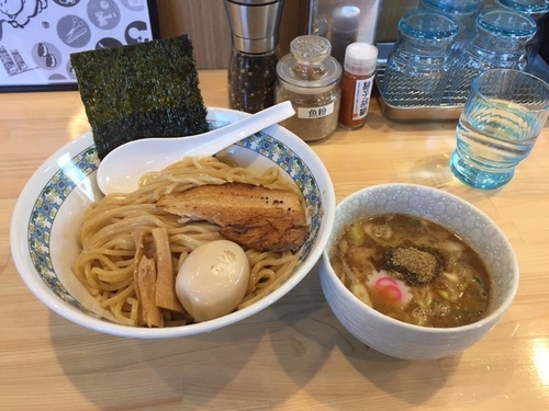 「鶏白湯 (極太麺) つけ麺 880円」@中華そば モンドの写真