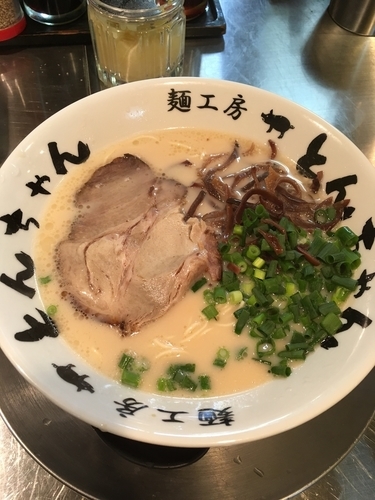 「とんちゃんラーメン+チャーシュー丼(500円+200円)」@麺工房 とんちゃんの写真
