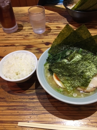 「塩ラーメン+小ライス」@壱八家 戸塚店の写真