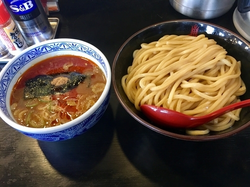 「辛つけ麺 中300g 温盛 ¥780」@つけ麺専門店 三田製麺所 国分寺並木店の写真