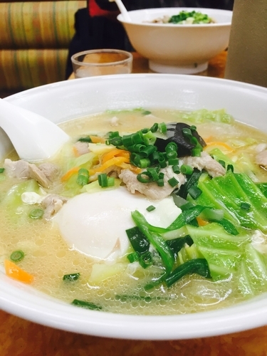 「豚汁麺（大盛）+餃子」@石狩亭の写真