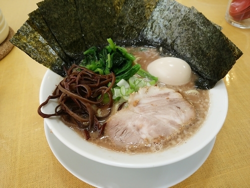 「ラーメン味玉ノリ増し」@うまいヨ ゆうちゃんラーメンの写真