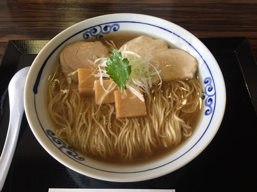 「鶏醤油そば 大盛  780円」@桜木製麺所の写真