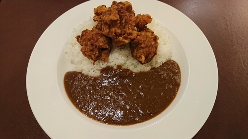 「（限定３０食）　釧路ざんぎカレー　１０５０円」@キタカレーの写真