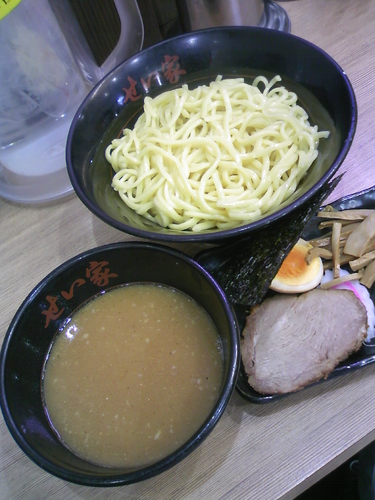 「つけ麵５００円」@せい家 大山店の写真