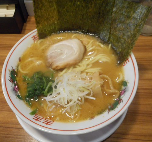 「- 醤油ラーメン　６７０円 -」@横浜らぁめん 桜花  西口本店の写真