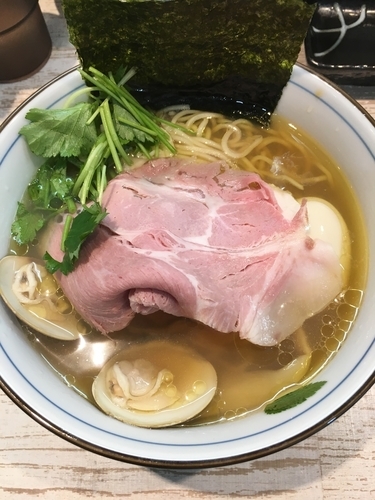 「蛤そば + 味玉」@中華そば 四つ葉の写真