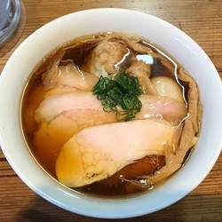 特製醤油ラーメン1050円