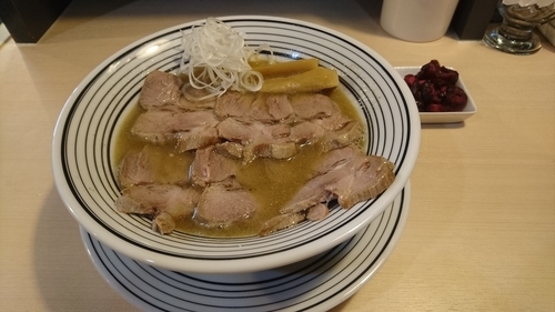 「超煮干らぁめん＋肉増し」@煮干しらぁめん 猫トラ亭の写真