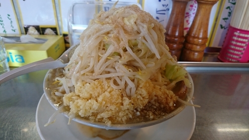 「ラーメン(小) ￥ 680」@らーめん大 平井店の写真