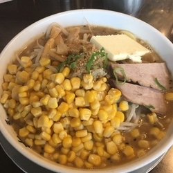 味噌バターコーンらーめん 820円