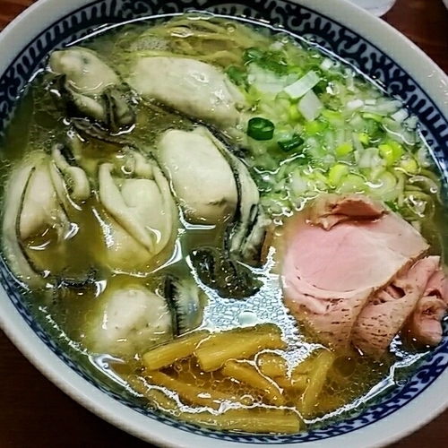 「【限定】カキの塩拉麺 ８５０円＋カキ増し ２５０円」@良温(Ra-on)の写真