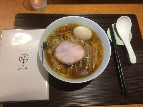 「醤油 細麺」@麺 みつヰの写真