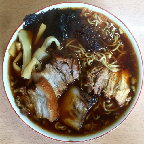 「ラーメン ¥800円」@梅乃家の写真