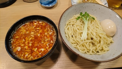 「辛つけそば、味玉　930円」@煮干そば 流。の写真