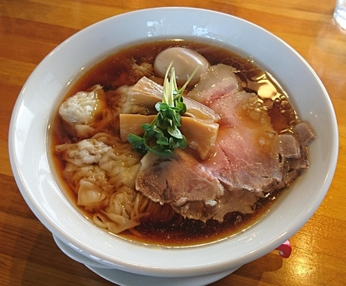 「特製中華そば」@麺処 清水の写真