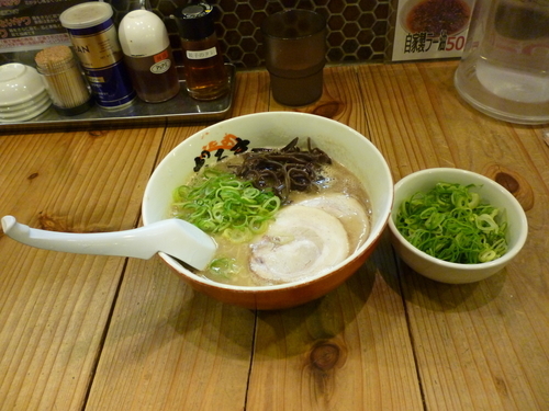 「白だるま(¥620)+ねぎ(¥100)」@博多だるまネクスト 大分店の写真