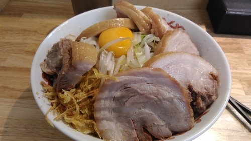 「小　豚6枚　汁なし」@ラーメン 登良治郎の写真