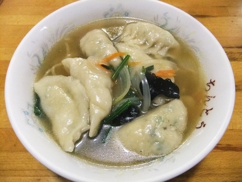 「スープ餃子麺（800円）」@ちんとうの写真