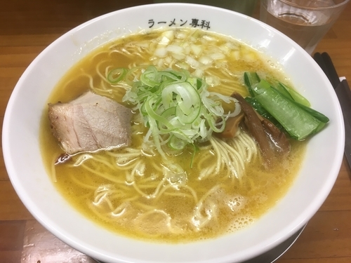 「こっさり 麺大盛り」@ラーメン専科 竹末食堂の写真