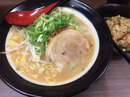 「みそたつらぁ麺」@味噌之達人 箕面本店の写真