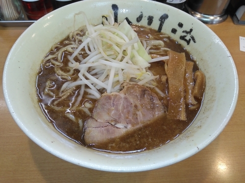 「らーめん中盛」@創作らーめん 小川流 二本松店の写真