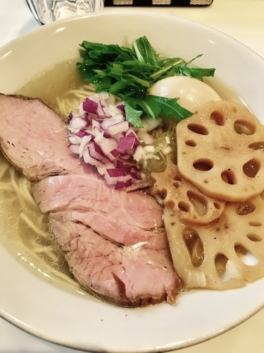 「塩そば ＋味玉」@麺や 彩～iro～の写真