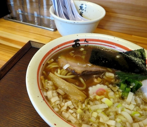 「らーめん（小）＋葱（860円）」@人形町 兎屋の写真