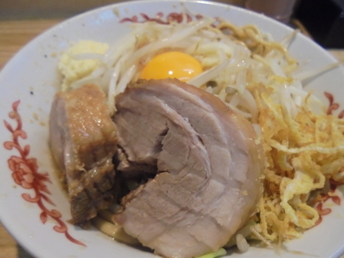 「小汁なし　７５０円+７０円」@ラーメン 登良治郎の写真