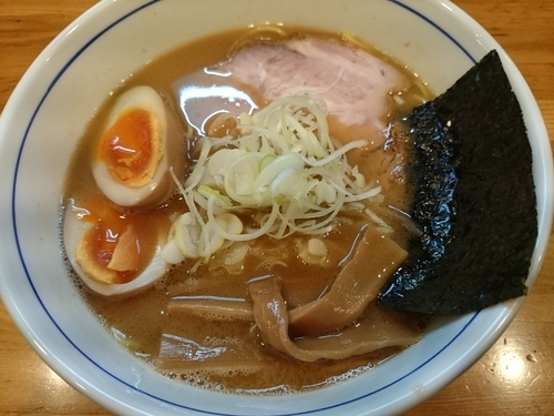 「味玉らー麺」@麺屋はし本の写真