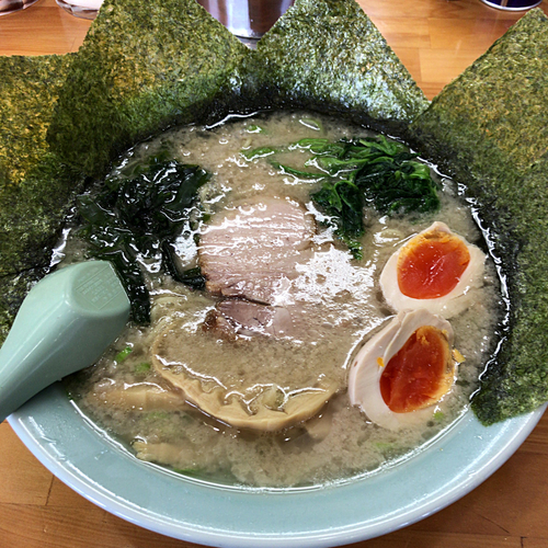 「正油ラーメン（少なめ・カタメ・コッテリ）650円海苔100円」@ラーメンショップ 足利50号店の写真