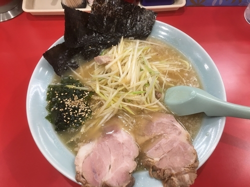「かいざんラーメン800円」@ラーメン かいざん 新小岩店の写真