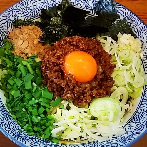 「黒台湾まぜそば　８３０円」@麺や 燦虎の写真