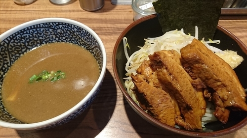 「ミニつけ麺＋豚2枚＋海苔」@ラーメン燈郎の写真