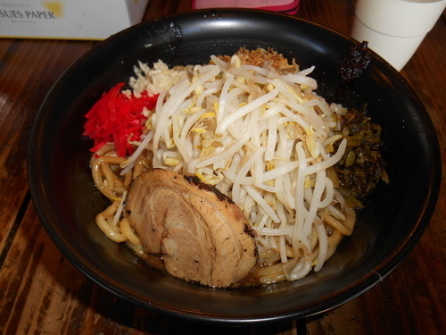 「まぜそば（大）」@麺や豚髭の写真