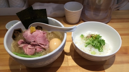 「真鯛ラーメン 雑炊セット」@真鯛らーめん 麺魚の写真