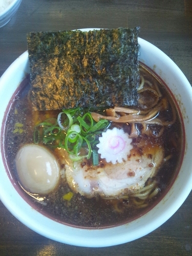 「濃口醤油ラーメン（味玉トッピング）」@岐阜 塩元帥の写真