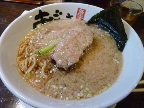 「醤油背脂麺」@麺屋 あごすけの写真
