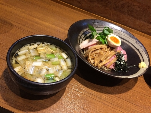 「ぶりと煮干しのつけそば（限定）」@寿製麺よしかわ 川越店の写真
