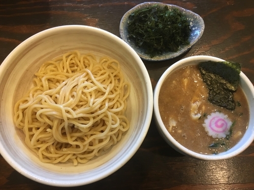 「つけ麺【750¥税抜き、海苔(会員登録サービス)】」@ニ升屋の写真