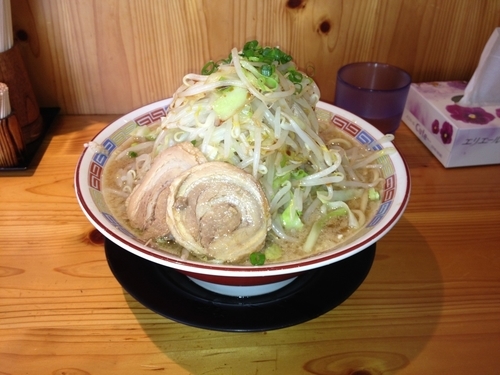 「ラーメン並」@ラーメン どかいち 福山曙店の写真