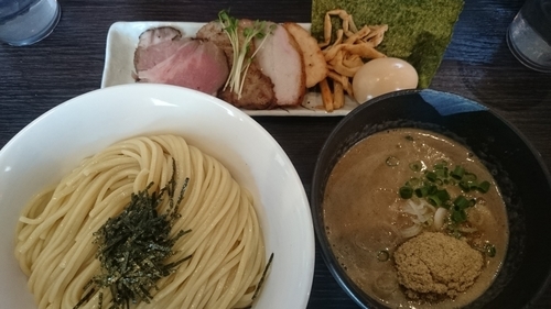 「特製つけ麺魚介(1080円)中盛り無料」@麺処 ほん田 nijiの写真