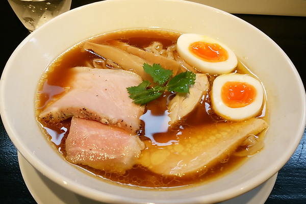 特製醤油ラーメン