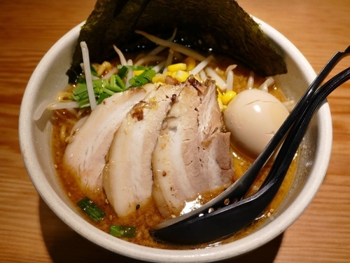 「つなスペ味噌ラーメン¥950」@らぁ麺屋 つなぎの写真