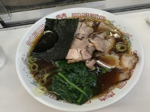 「青島ラーメン+チャーシュー50+ほうれん草50」@青島食堂 秋葉原店の写真