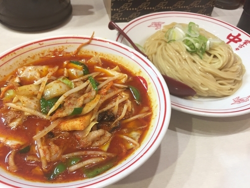 「冷し味噌野菜 麺大盛り 辛さ2倍」@蒙古タンメン 中本 御徒町店の写真