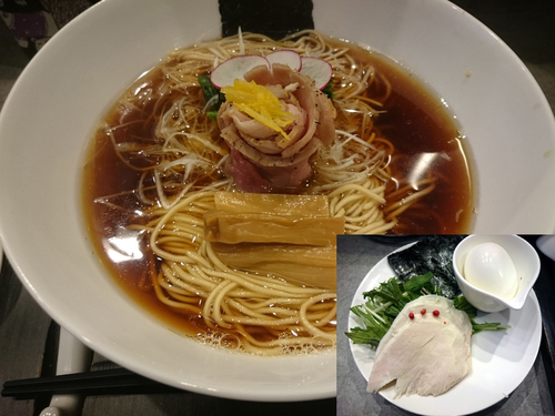 「山(熟成アゴ出汁そば) 特製」@ラーメンクワトロの写真