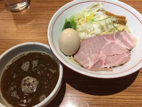 「つけそば 中盛り880円 味玉 120円」@niboの写真