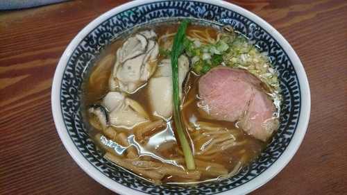 「【限定】カキの醤油拉麺　950円」@良温(Ra-on)の写真